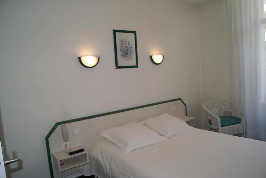 Hotel Suzane Angers Exterior foto