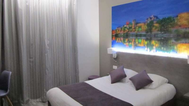 Hotel Suzane Angers Habitación foto